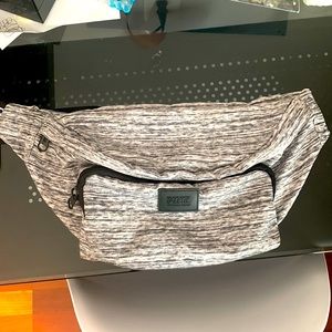 Victoria’s Secret PINK fanny pack